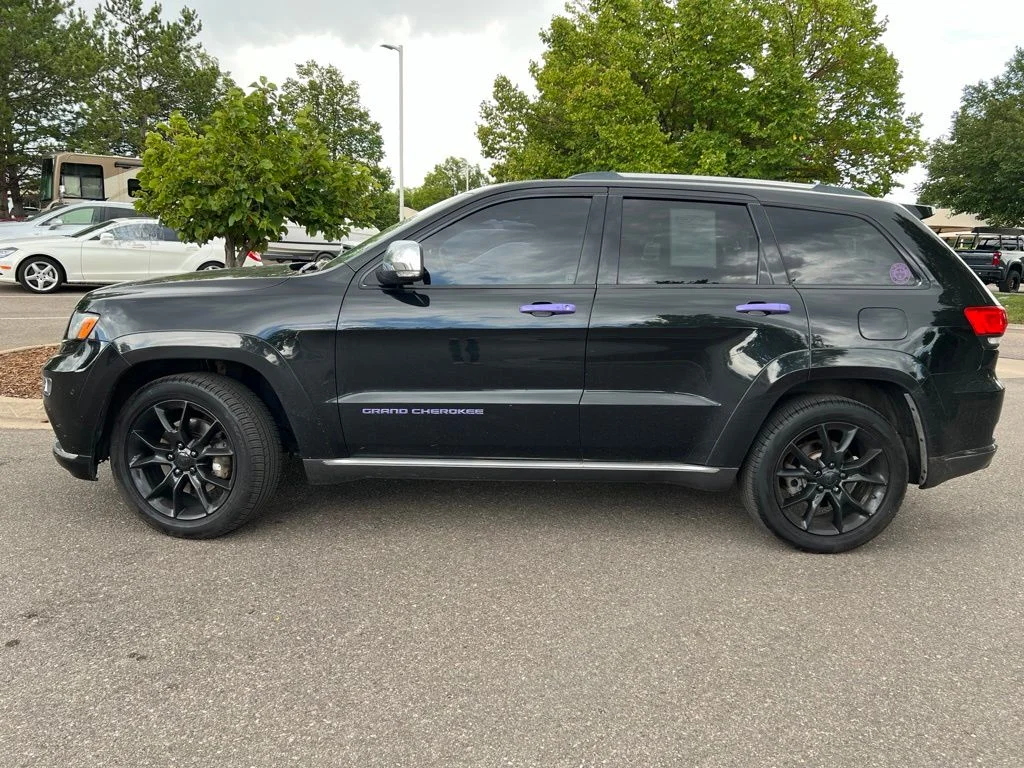 Used 2014 Black Jeep Summit image 3