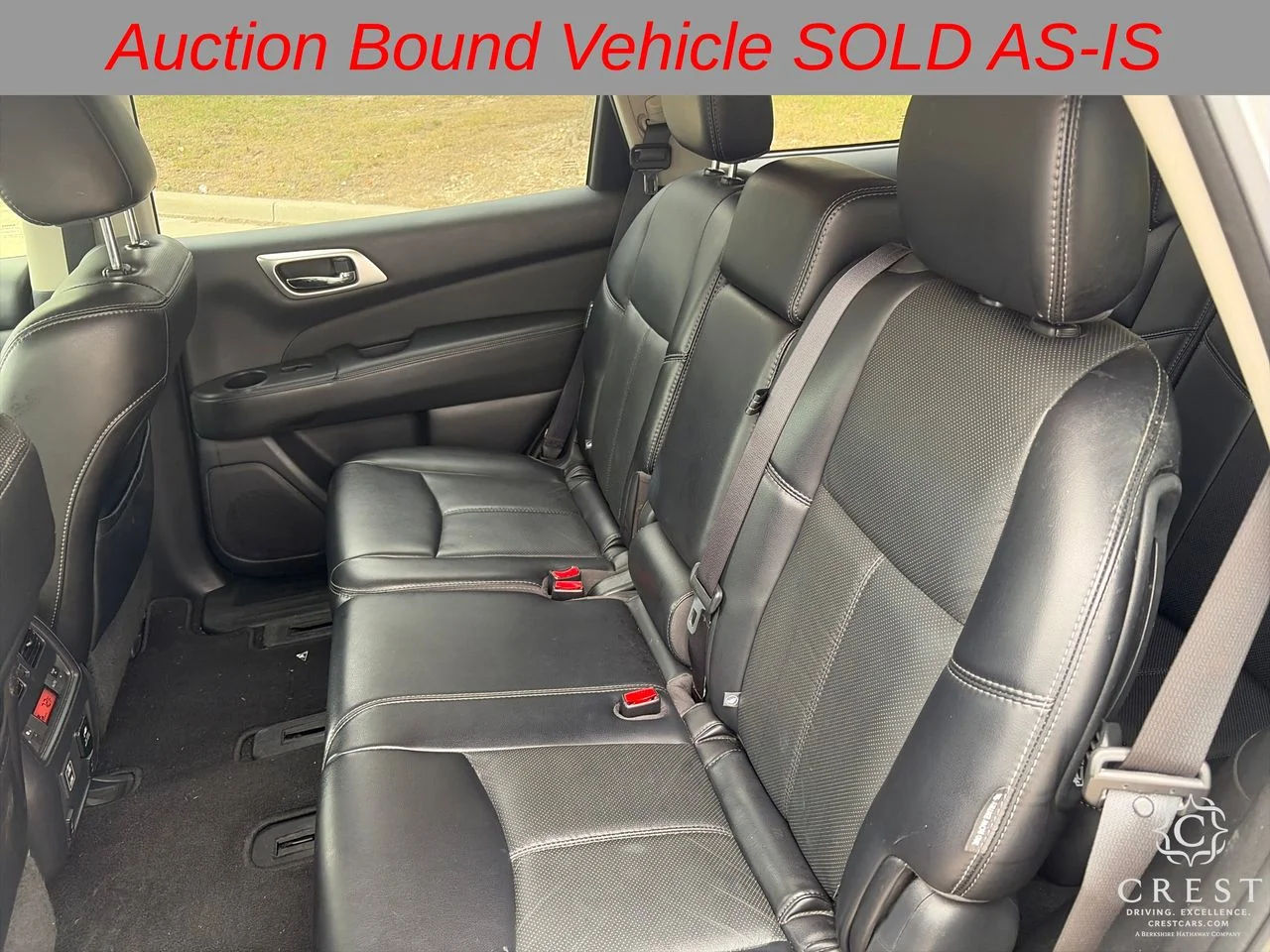 Used 2018 Brilliant Silver Nissan Platinum image 26
