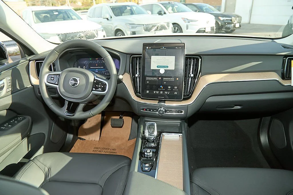 New 2026 Crystal White Volvo Core image 22