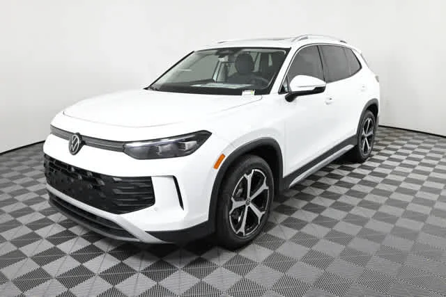 New 2026 Pure White Volkswagen SE image 2