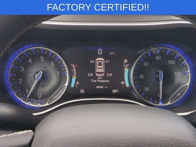 Used 2023 White Chrysler Touring L image 21