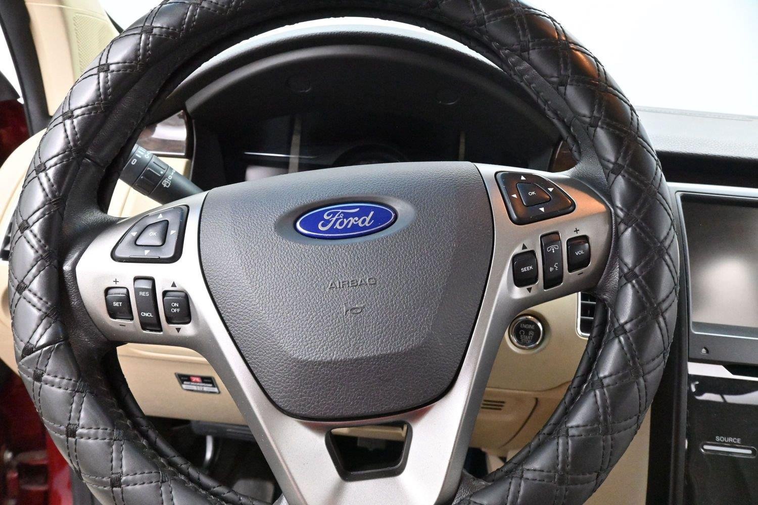 Used 2014 Ruby Red Metallic Tinted Clearcoat Ford Limited image 17