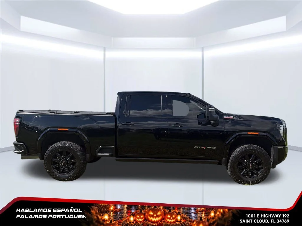 Used 2024 Onyx Black GMC AT4 image 6