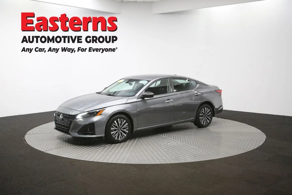 Used 2024 Gray Nissan 2.5 SV image 55