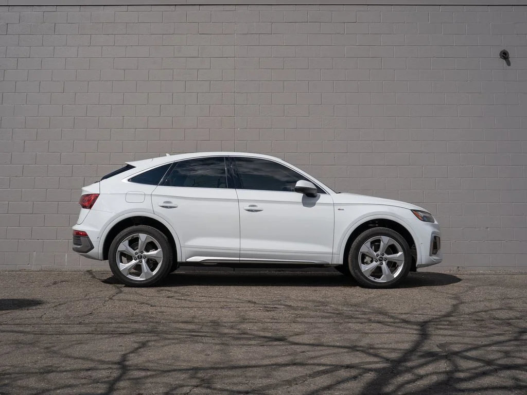 Used 2023  Audi  image 8