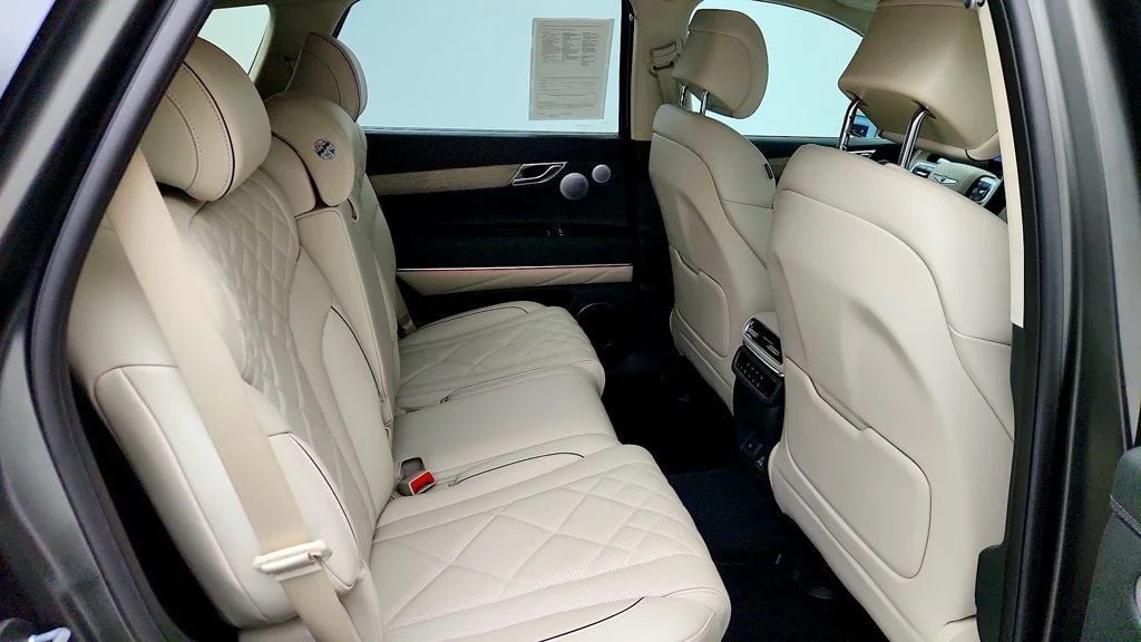 Used 2025 Storr Green Genesis 3.5T Prestige AWD image 24