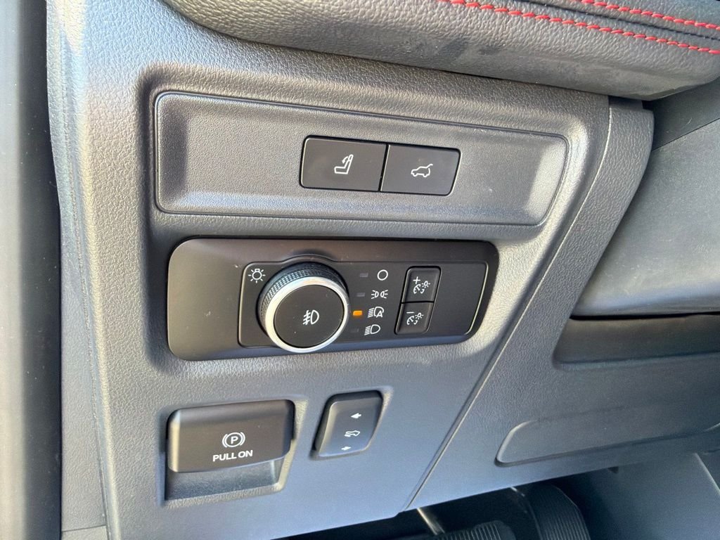Used 2024 White Ford Limited image 29