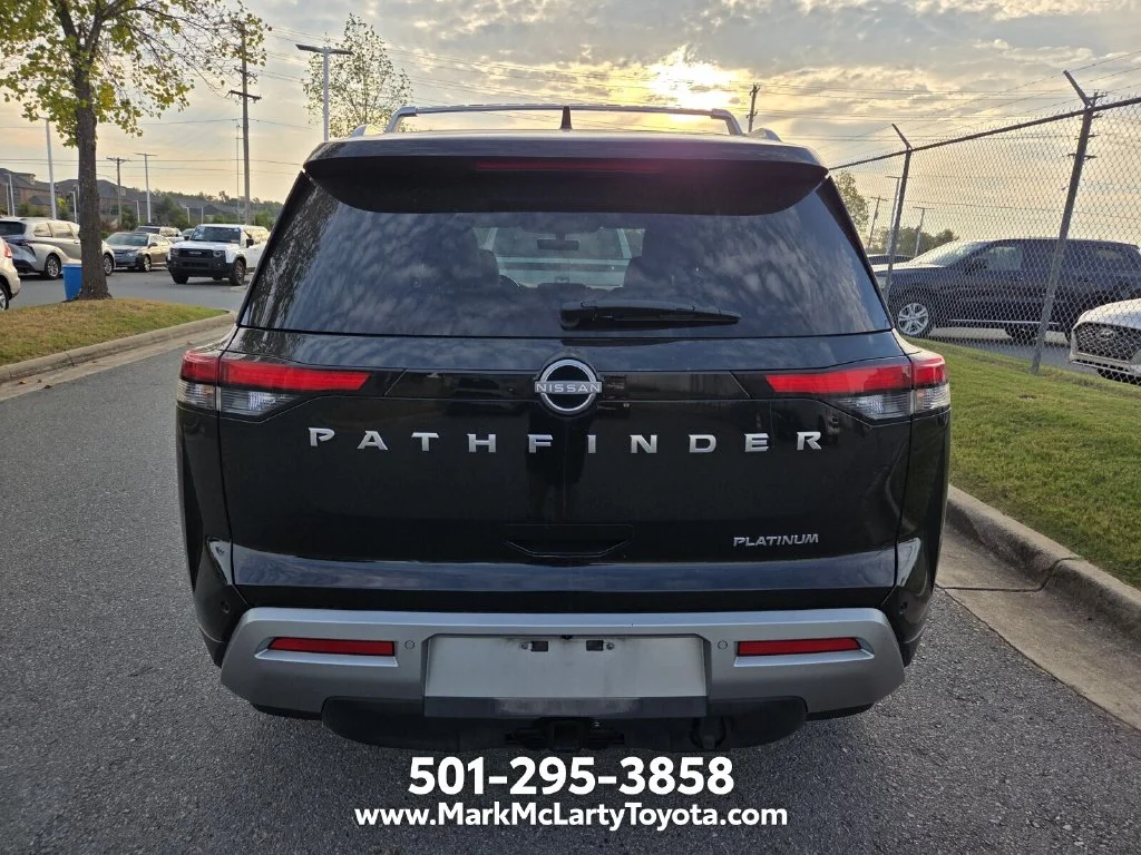 Used 2023 Black Nissan Platinum image 4