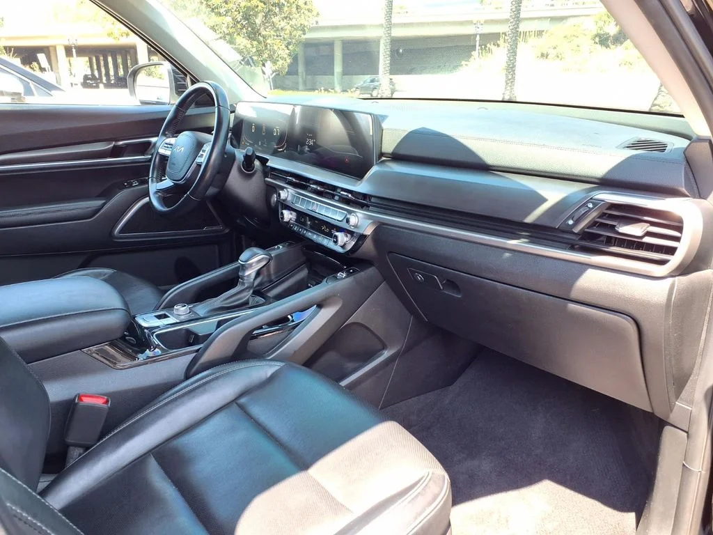 Certified Used 2023 Black Kia S image 11