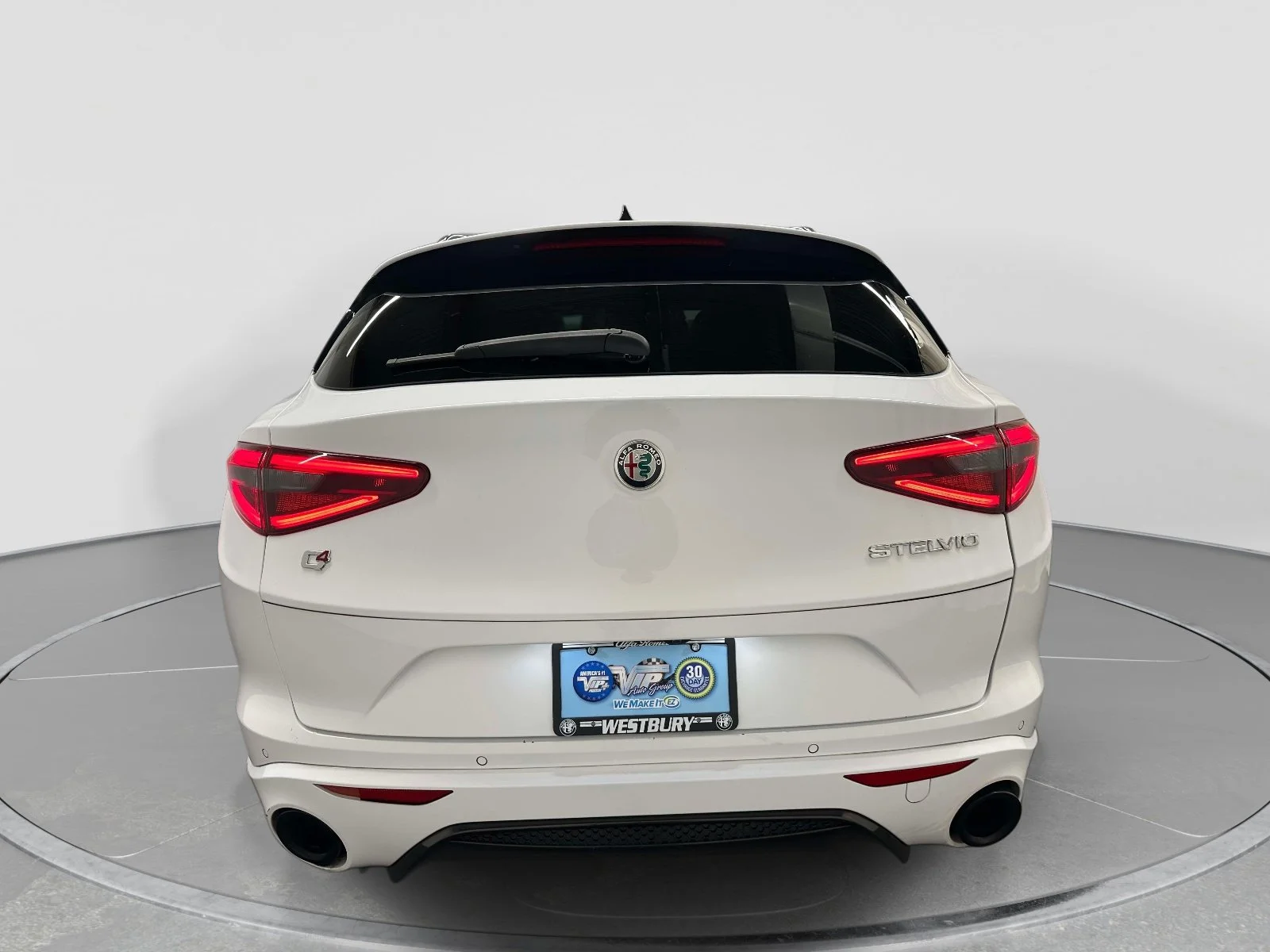 Used 2022 Alfa White Alfa Romeo Veloce image 4