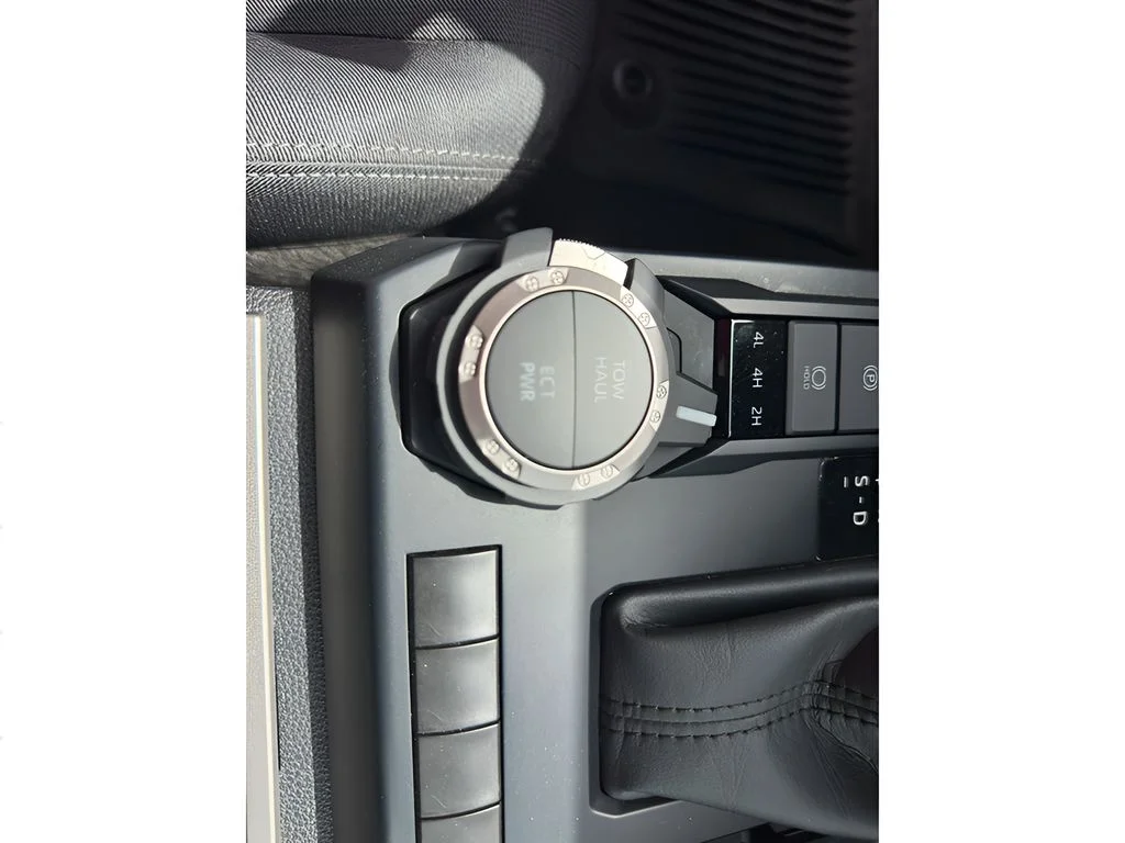 Used 2024 Blue Crush Metallic Toyota SR5 image 24