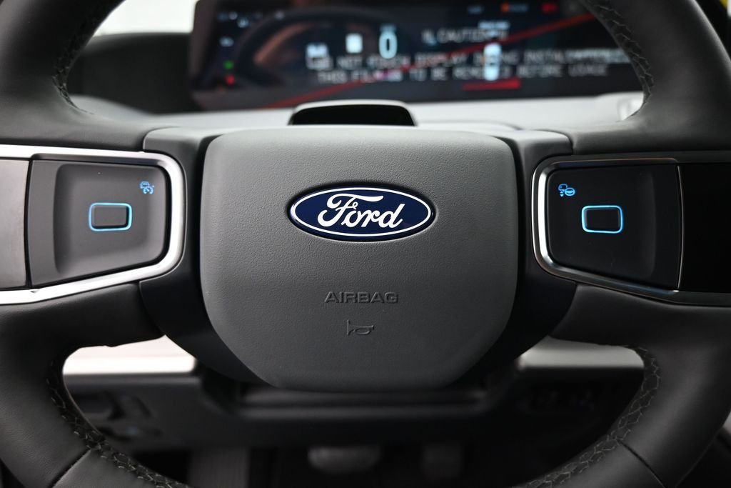 New 2027 Star White Metallic Tri-Coat Ford Active image 11