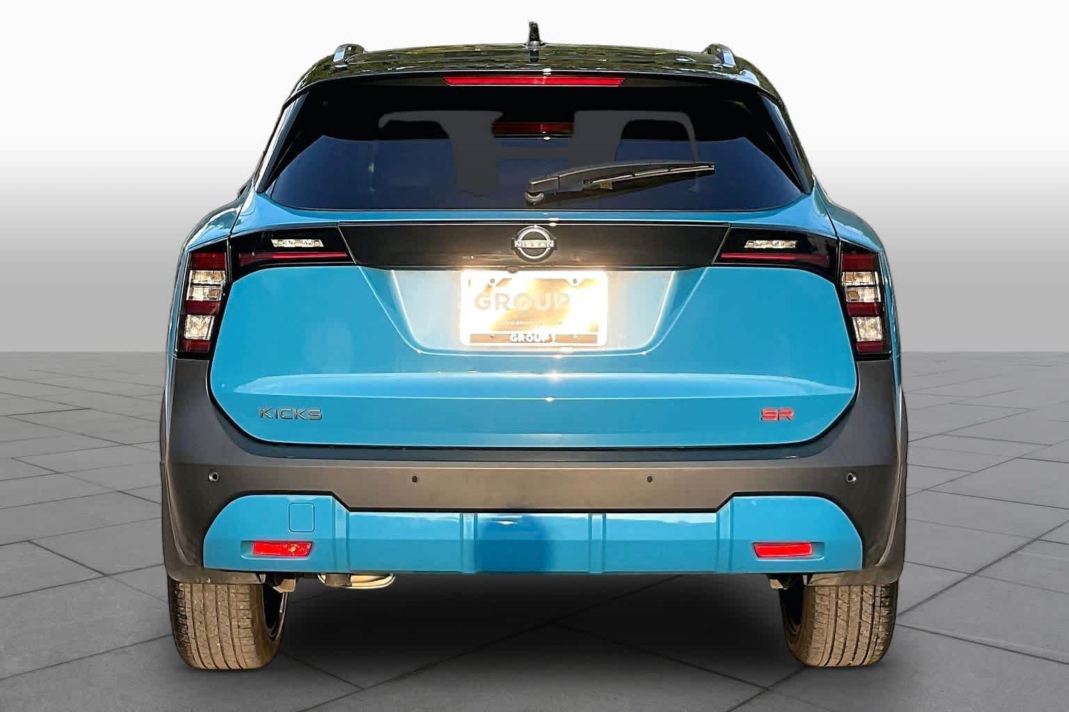 Pre-Owned 2025 Nissan Kicks SR