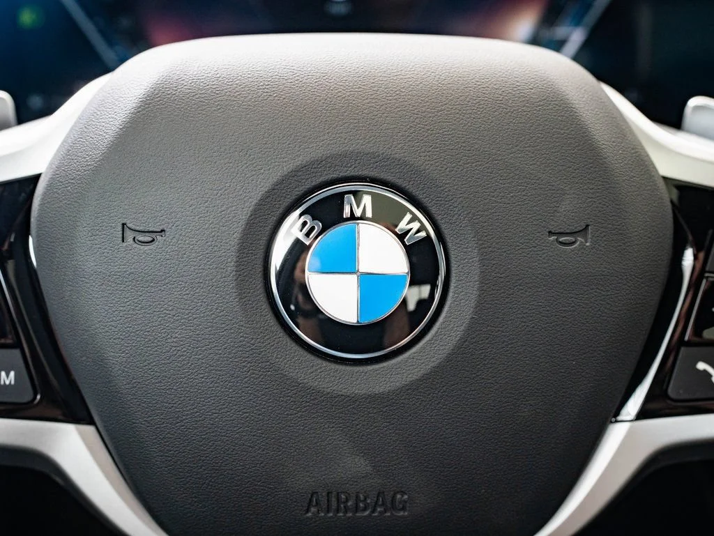 Used 2025 Alpine White BMW 330i xDrive image 26