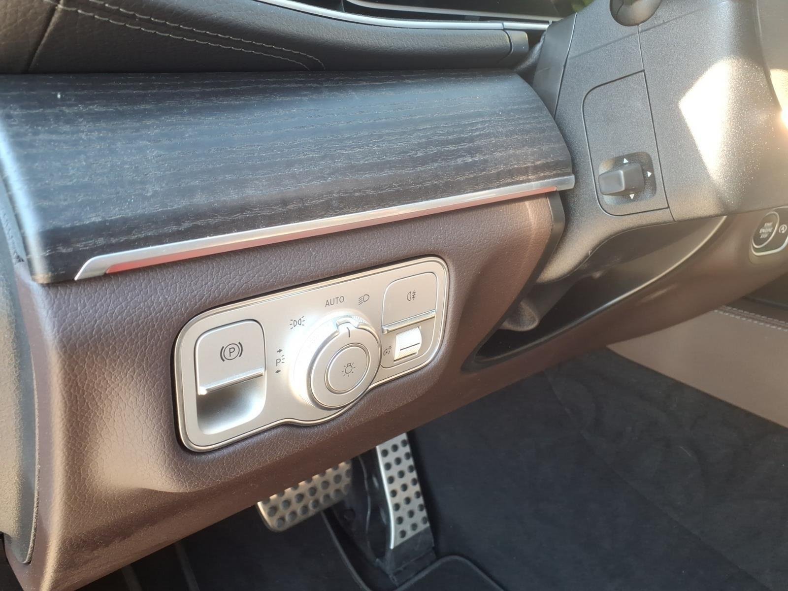 Used 2023 Obsidian Black Metallic Mercedes-Benz GLS 450 image 30