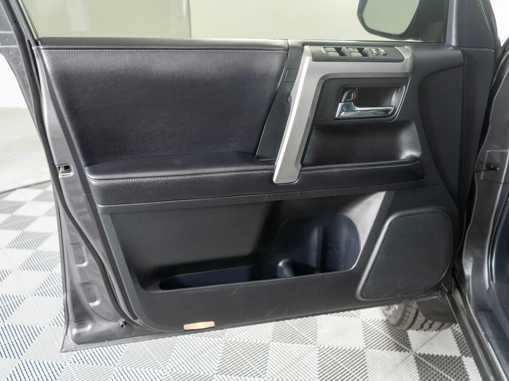 Used 2016 Gray Toyota SR5 Premium image 24