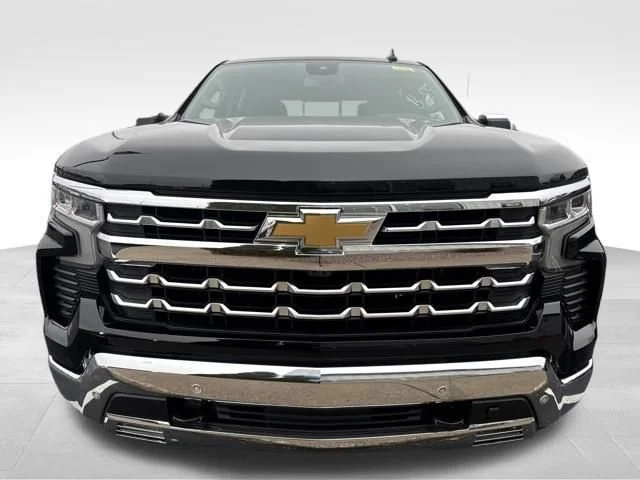 2026 Chevrolet Silverado 1500 LTZ - Photo 10