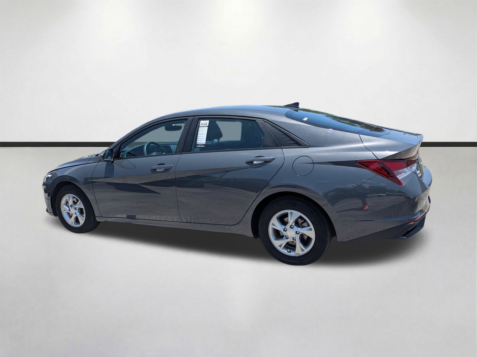 Certified Used 2023 Ecotronic Gray Hyundai SE image 7