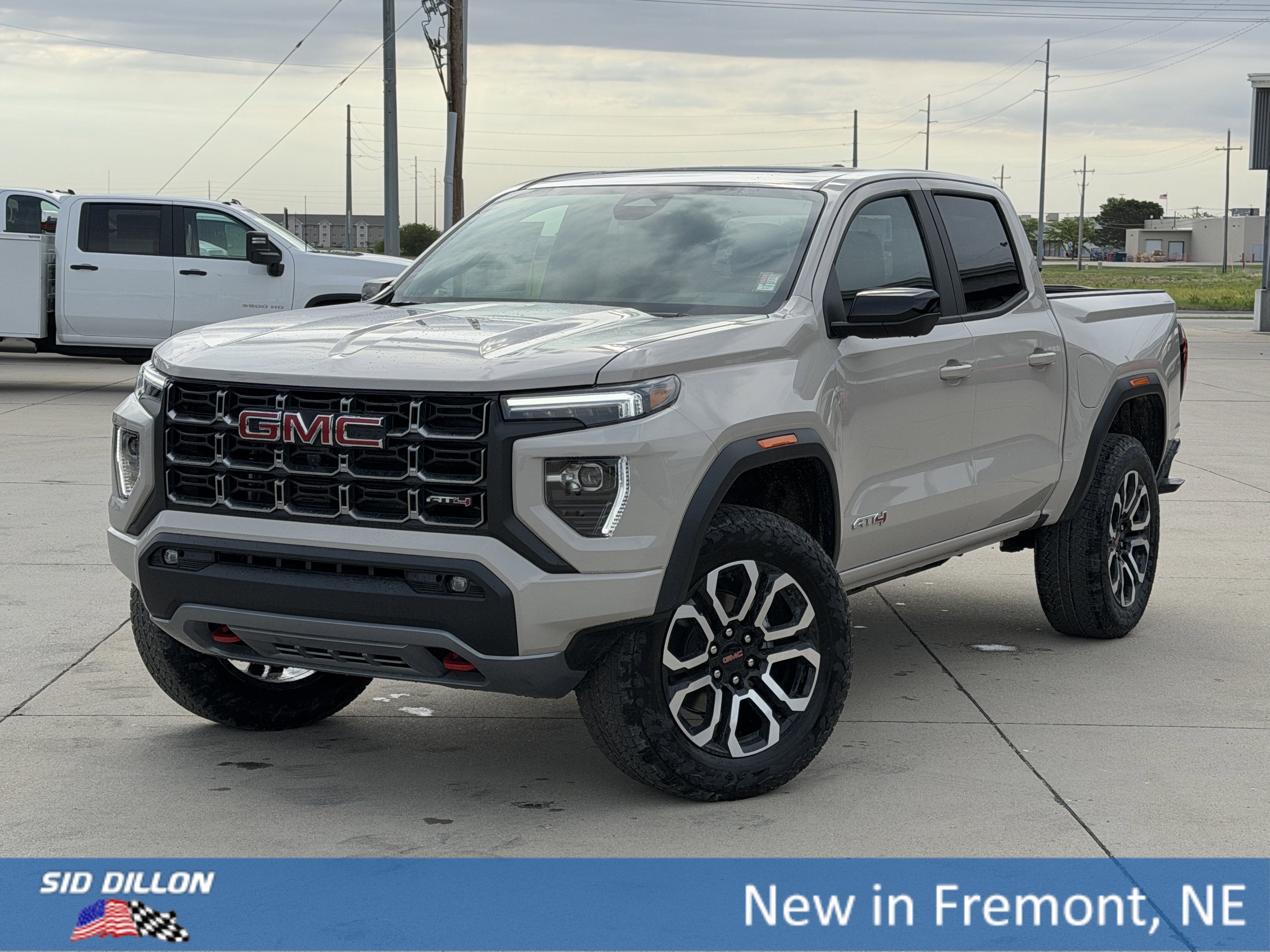 2026 GMC Canyon 4WD AT4 Crew Cab Short Box's photo