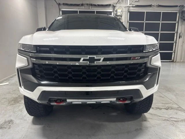 Used 2021 White Chevrolet Z71 image 2