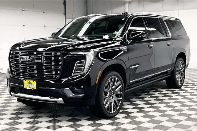 2025 GMC Yukon XL Denali Ultimate - Photo 12