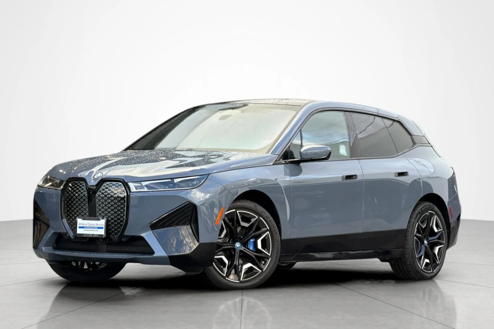 Used 2024 Storm Bay Metallic BMW xDrive50 image 1