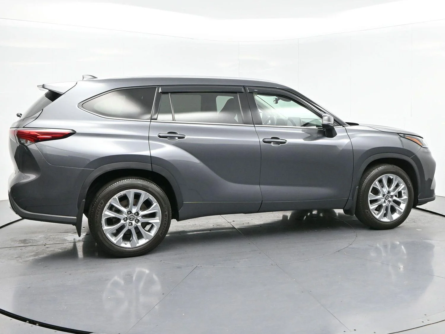 Used 2021 Magnetic Gray Metallic Toyota Limited image 8