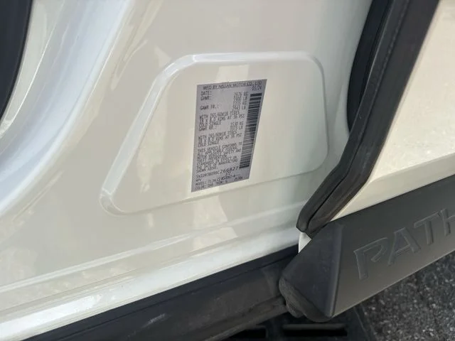 Used 2024 White Nissan Rock Creek image 35