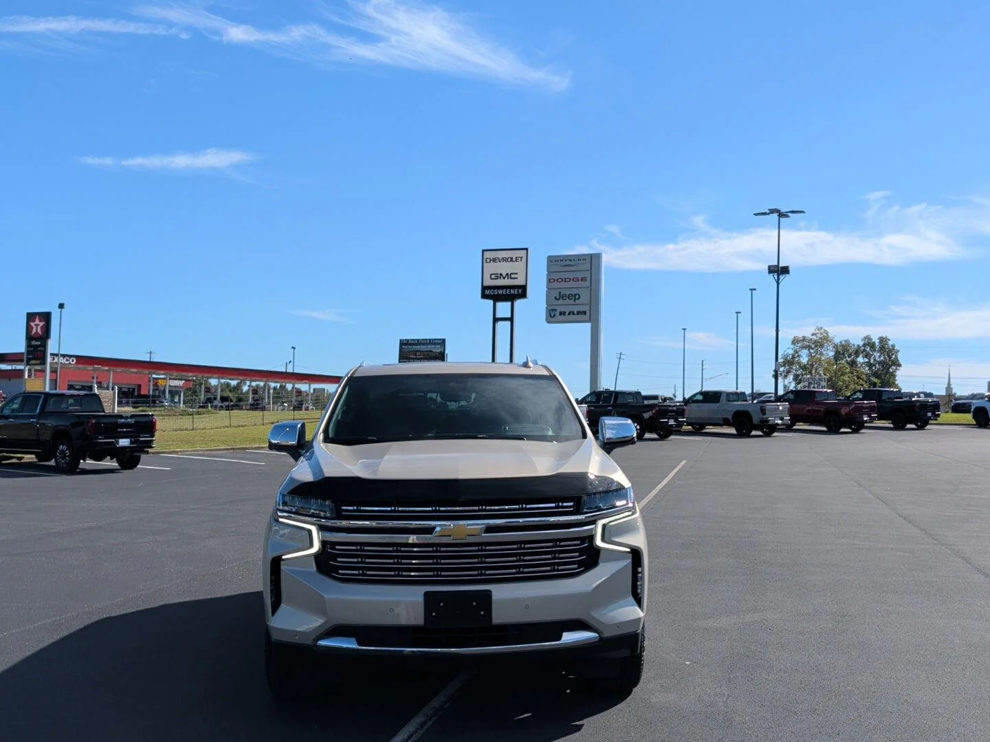 Used 2024 Empire Beige Metallic Chevrolet Premier image 8