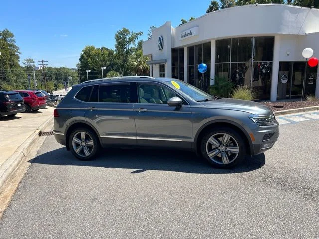 Used 2018 Gray Volkswagen 2.0T SEL Premium image 2
