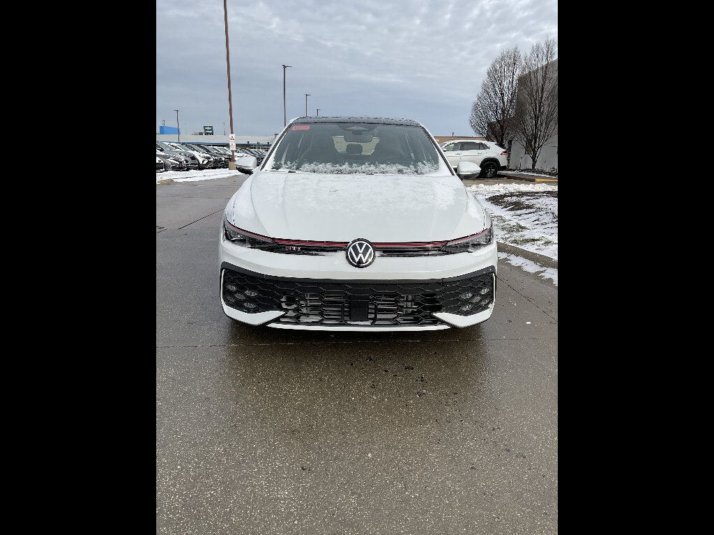 New 2026 Opal White Pearl Volkswagen Autobahn image 2