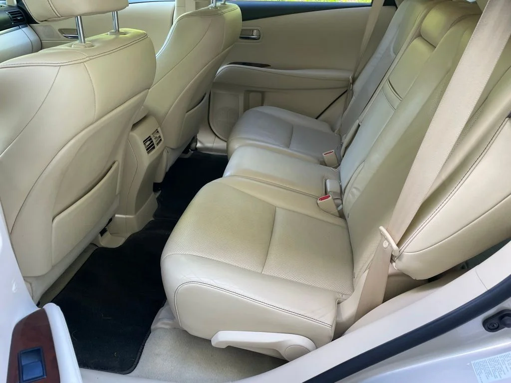 Used 2015 Cashmere Metallic Lexus 350 image 11
