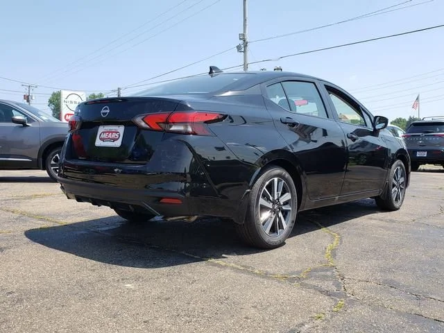 2025 Nissan Versa Sedan SV - Photo 6