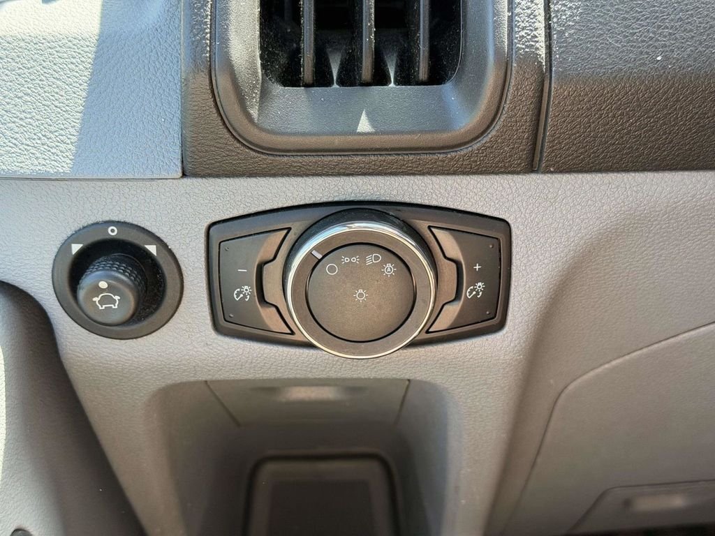 Used 2016 Ingot Silver Ford XLT image 21