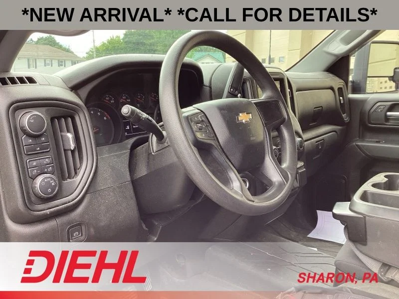 Used 2024 Gray Chevrolet Custom image 9