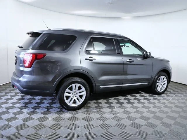Certified Used 2018 Gray Ford XLT image 8