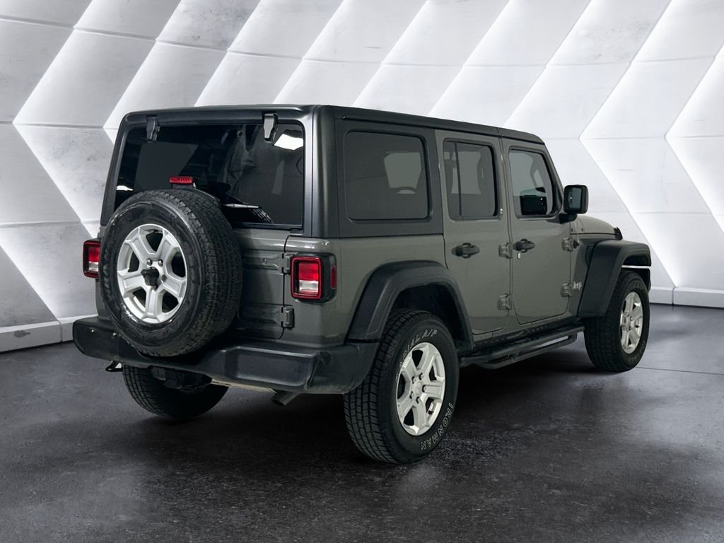 Used 2019 Gray Jeep Unlimited Sport S image 4