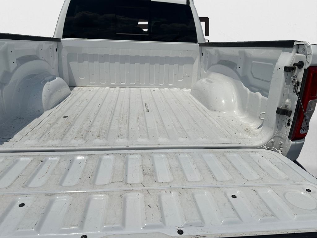 Used 2021 White Ram Big Horn/Lone Star image 25