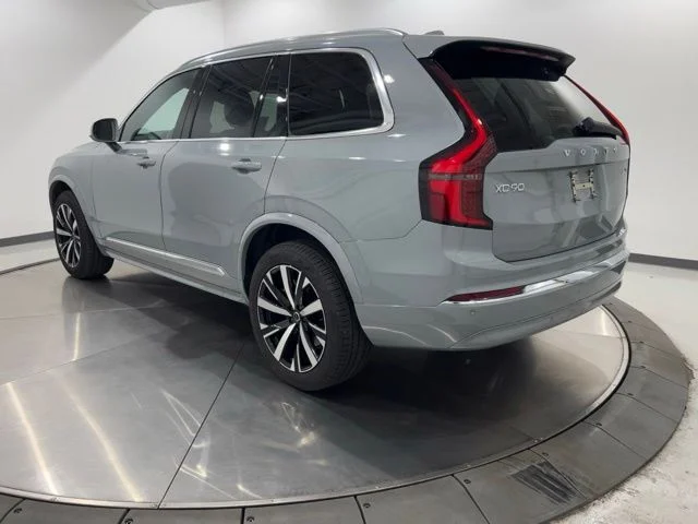 2026 Volvo XC90 Core - Photo 3