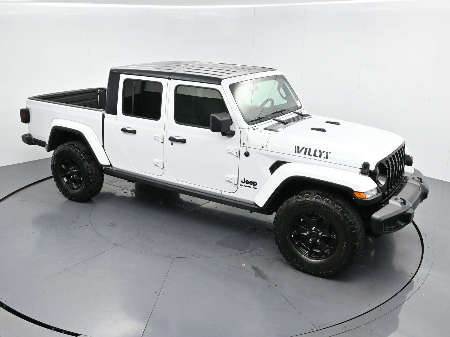 Used 2022 White Jeep Willys image 33