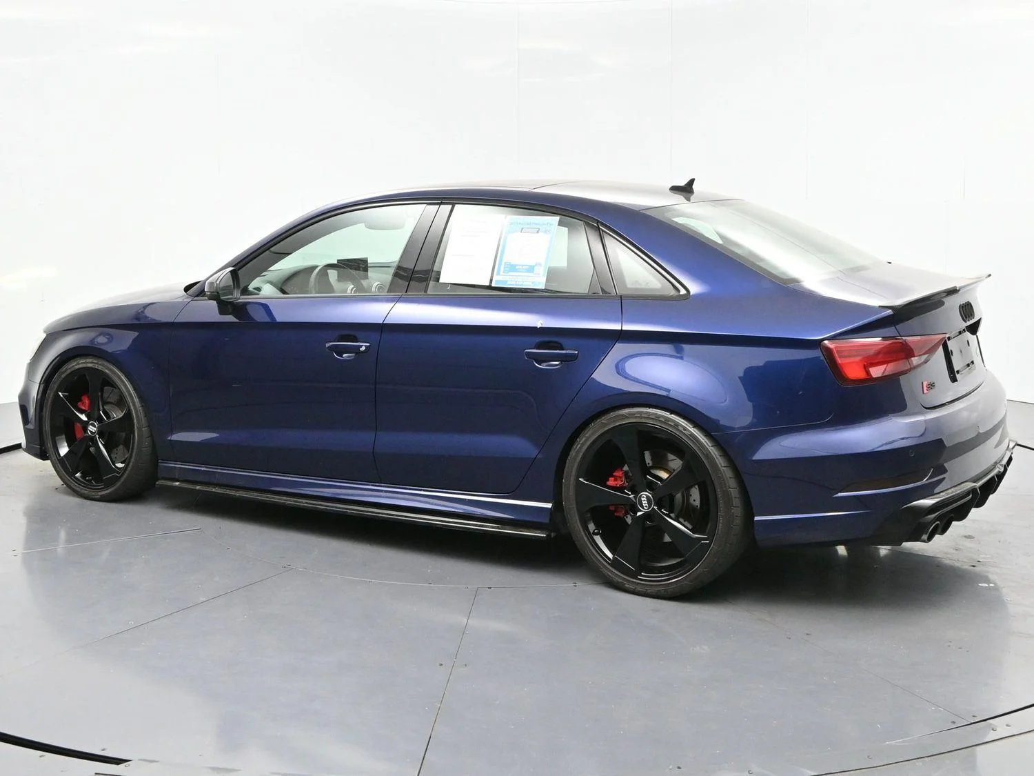 Used 2019 Navarra Blue Metallic Audi Premium Plus image 5