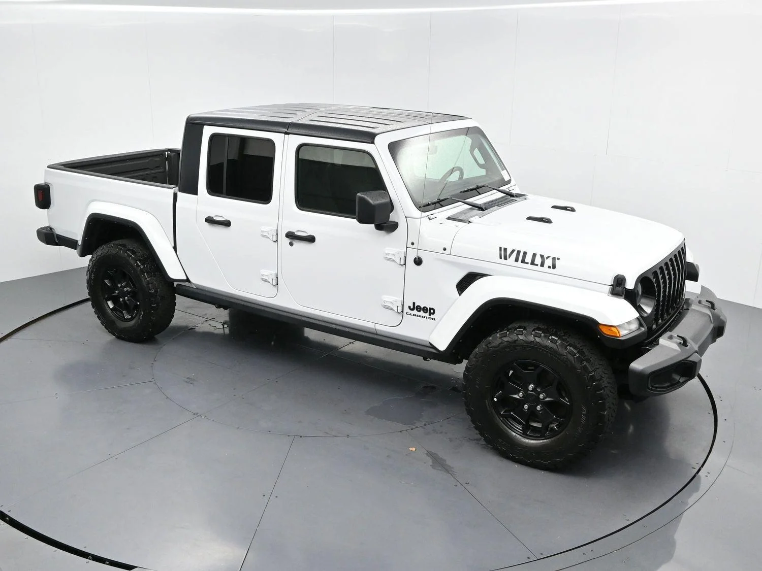 Used 2022 White Jeep Willys image 33
