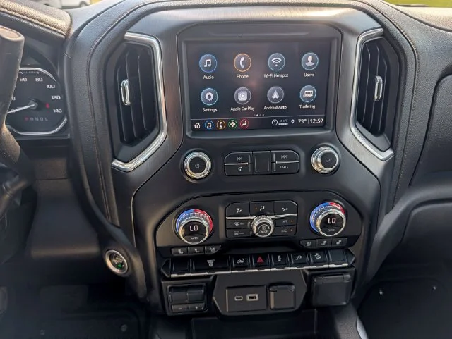 Used 2022 White GMC AT4 image 18