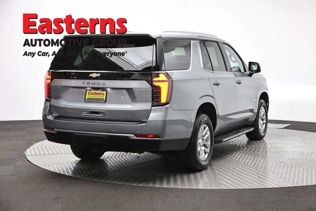 Used 2025 Gray Chevrolet LT image 5