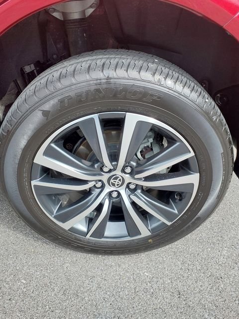 2023 Toyota Venza LE - Photo 34