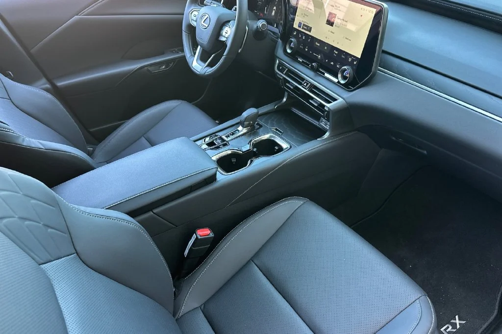 2026 Lexus RX 350 Premium - Photo 16