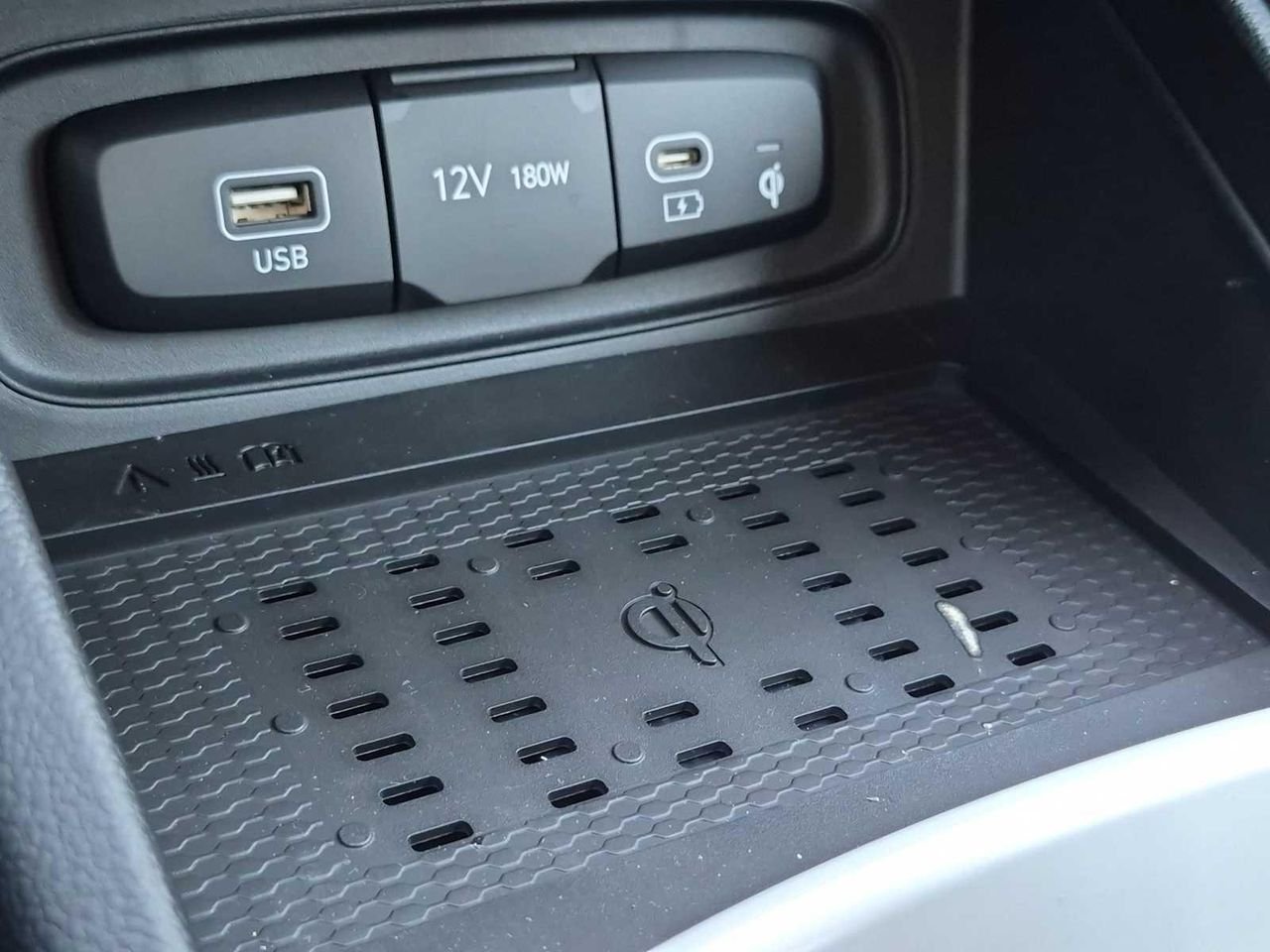2026 Hyundai Venue SEL - Photo 28