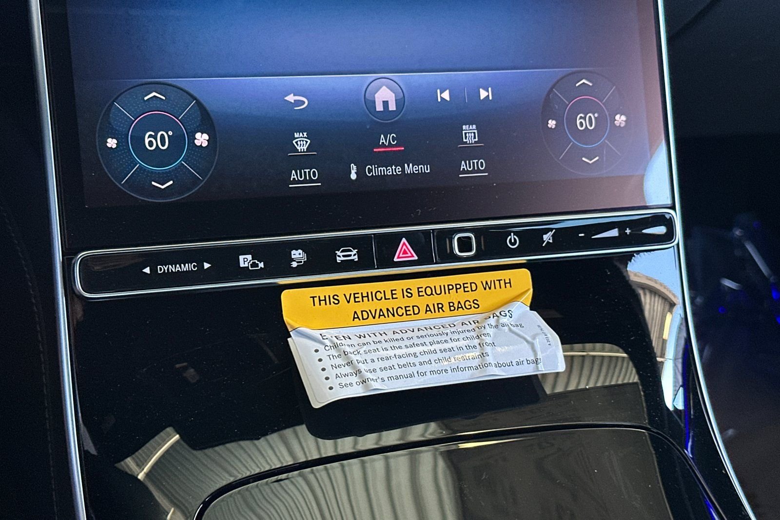 New 2025 Black Mercedes-Benz S 580e image 21