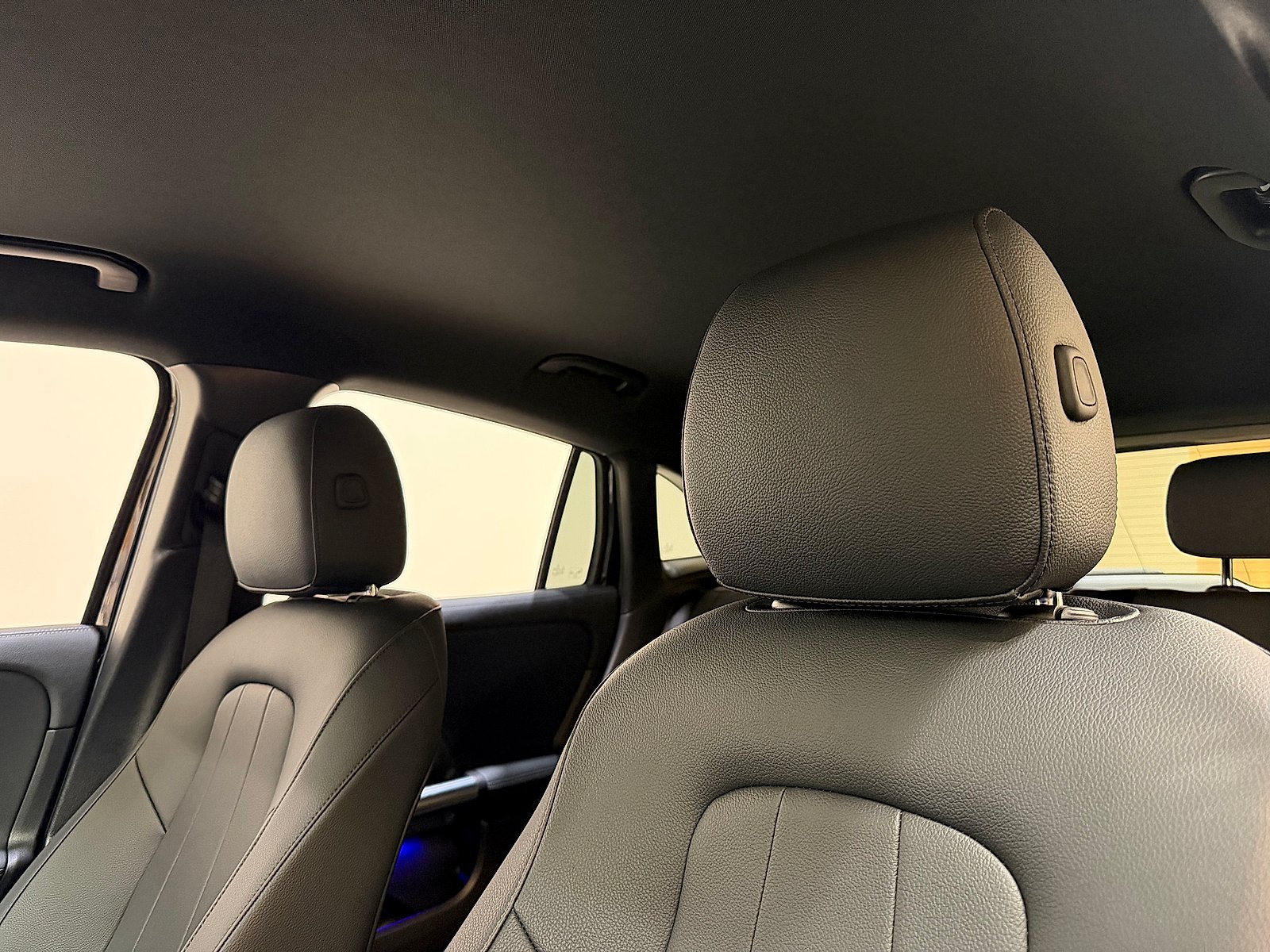 Certified Used 2025 Night Black Mercedes-Benz 4MATIC® image 9