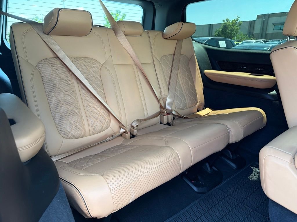 Used 2025 White Jeep Series III image 22